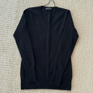 Black cashmere sweater